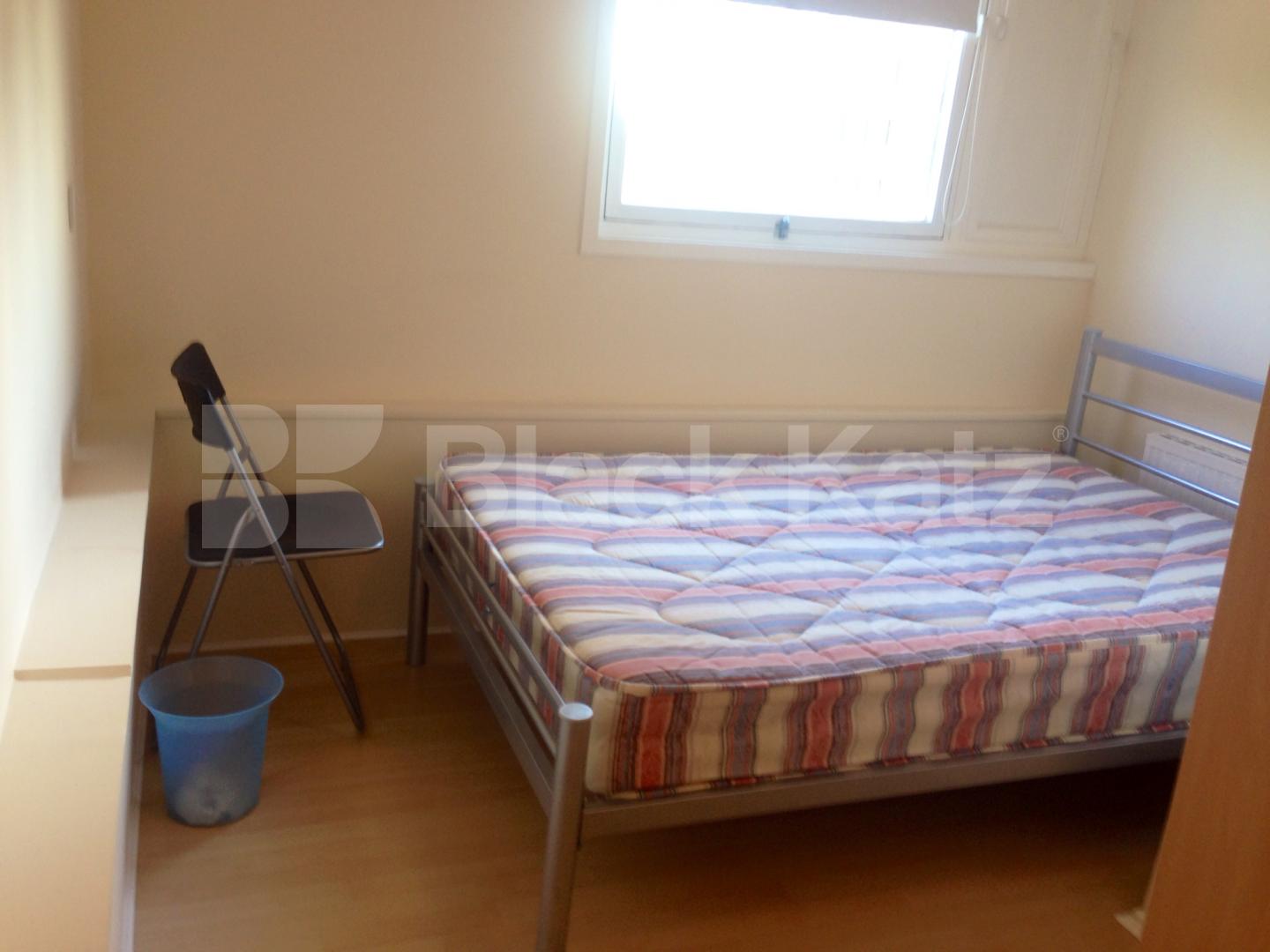 			3 Bedroom, 1 bath, 1 reception Apartment			 Cranmer House, Surrey Lane, Battersea Park 